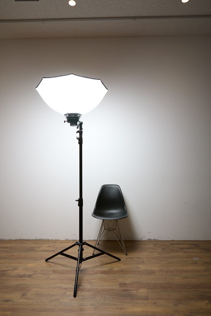 TARION FB-90, SMDV フリップバウンス, FLIP BOUNCE28, ソフトボックス, レビュー, 比較, GODOX AD300Pro, GODOX AD100Pro, ライトスタンド, TOKISTAR, TS-104-ST, TS-112-ST, ストロボ, ライティング機材, 撮影機材, ボーエンズマウント, 廉価版, コスパ, カーテン, 互換性
